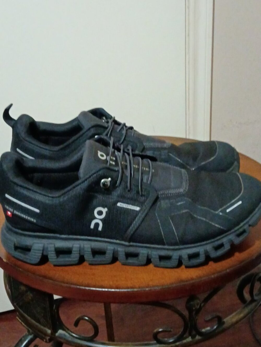 On Running Cloud 6 Waterproof All Black 3WF10051043 Women's Size 9.5